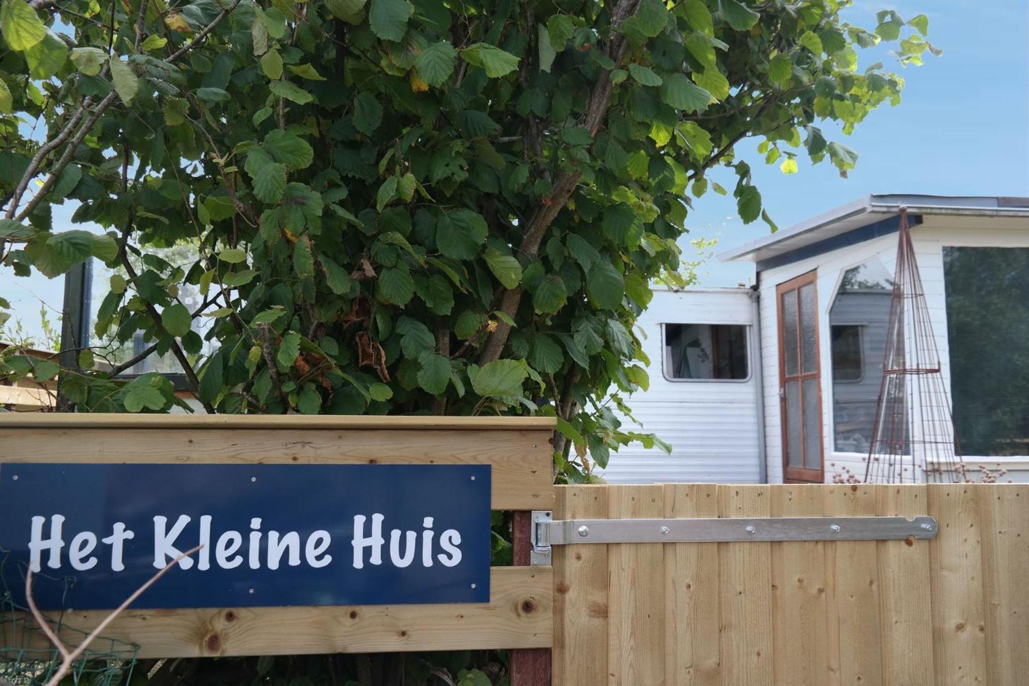 Het Kleine Huis Mobile Home By The Harbour And The Lauwersmeer Anjum Dış mekan fotoğraf